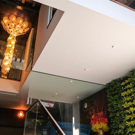Signature Boutique Hotel Ho Chi Minh City Exterior photo