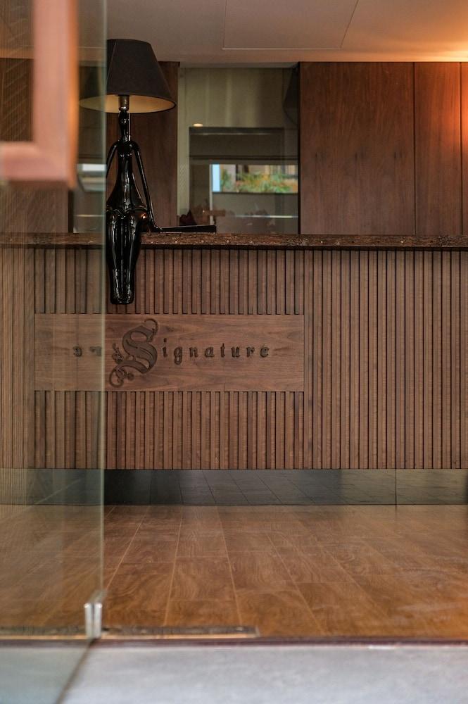 Signature Boutique Hotel Ho Chi Minh City Exterior photo